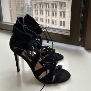 Steve Madden Lace up Shoe